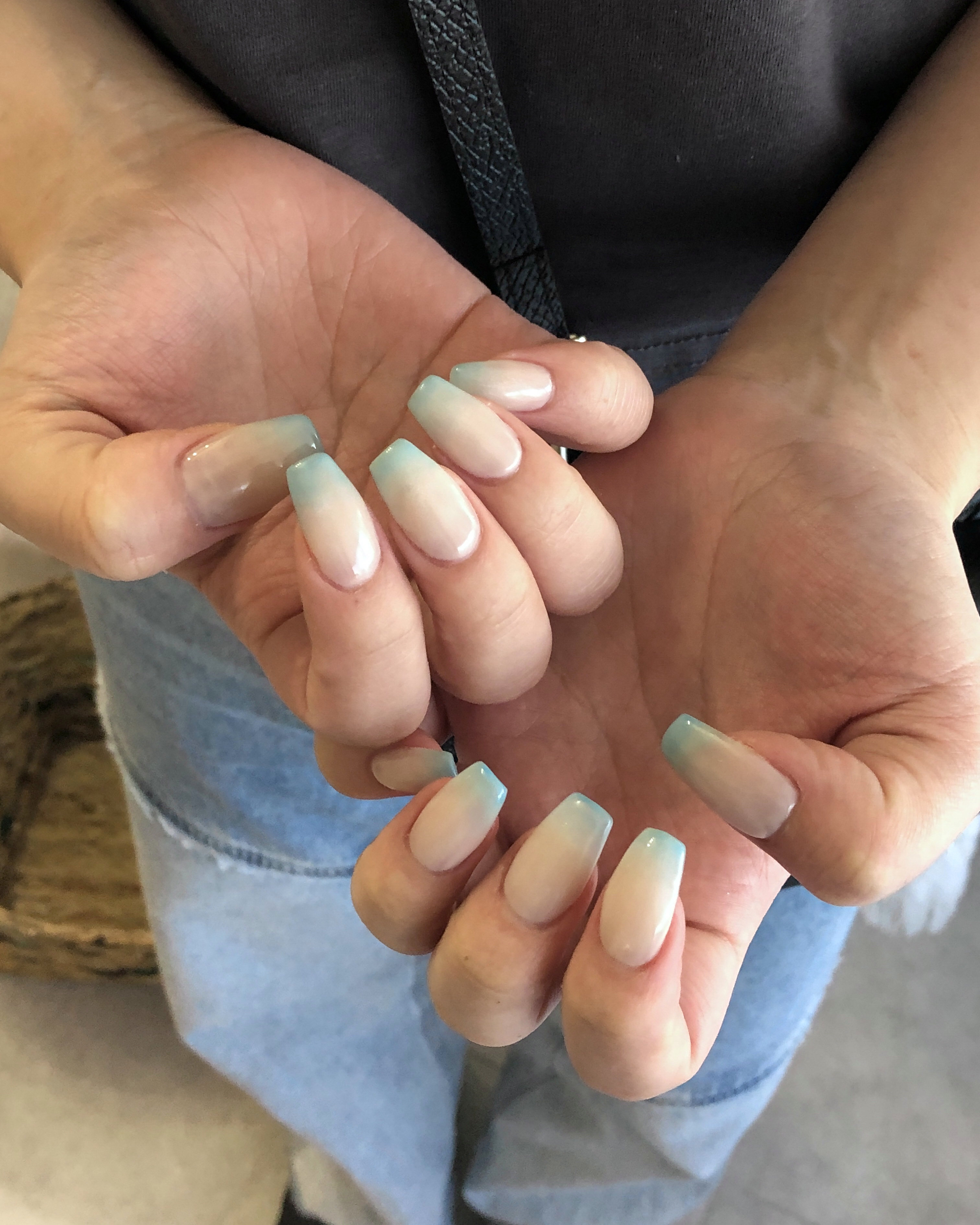 AURA_nailart