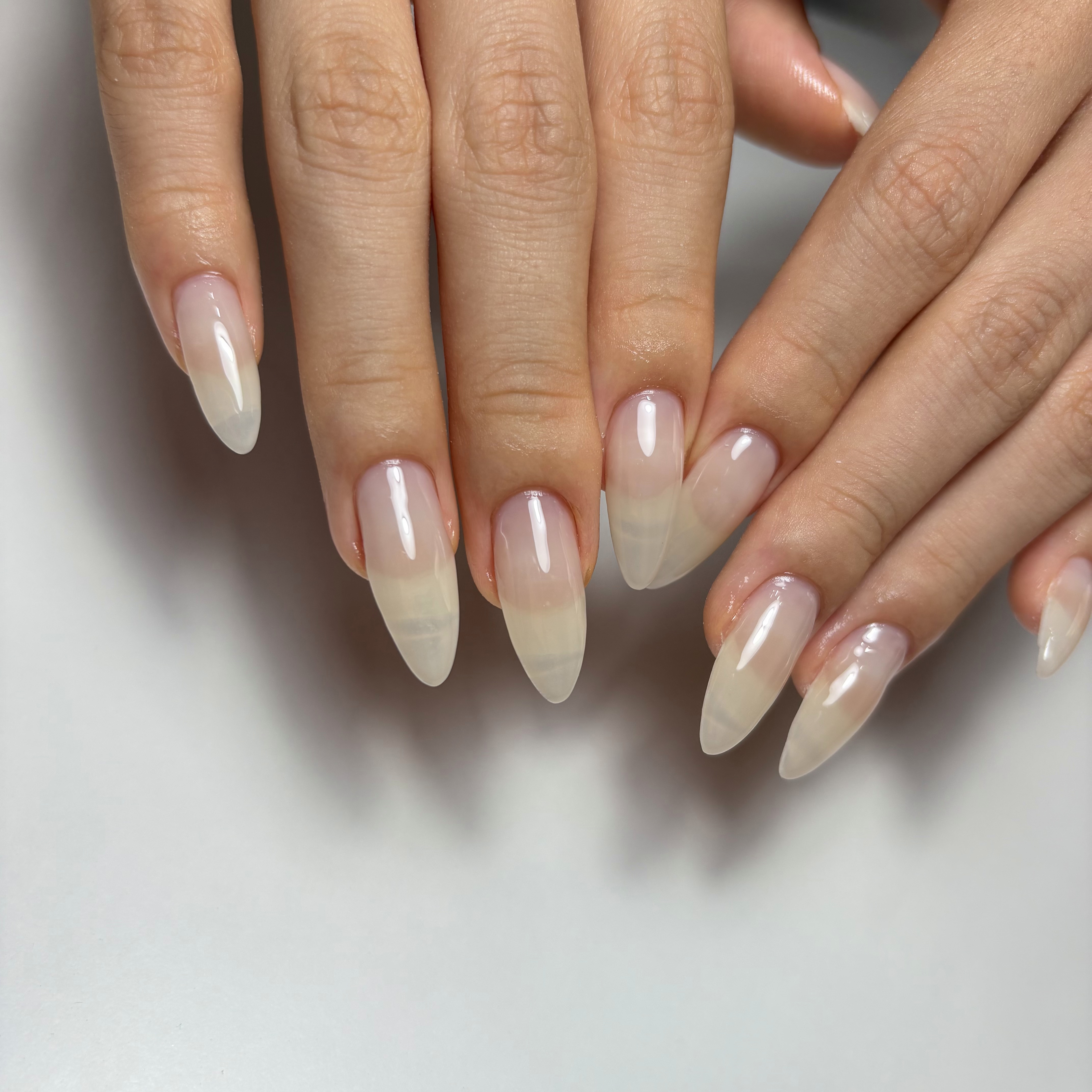 and.u_nail