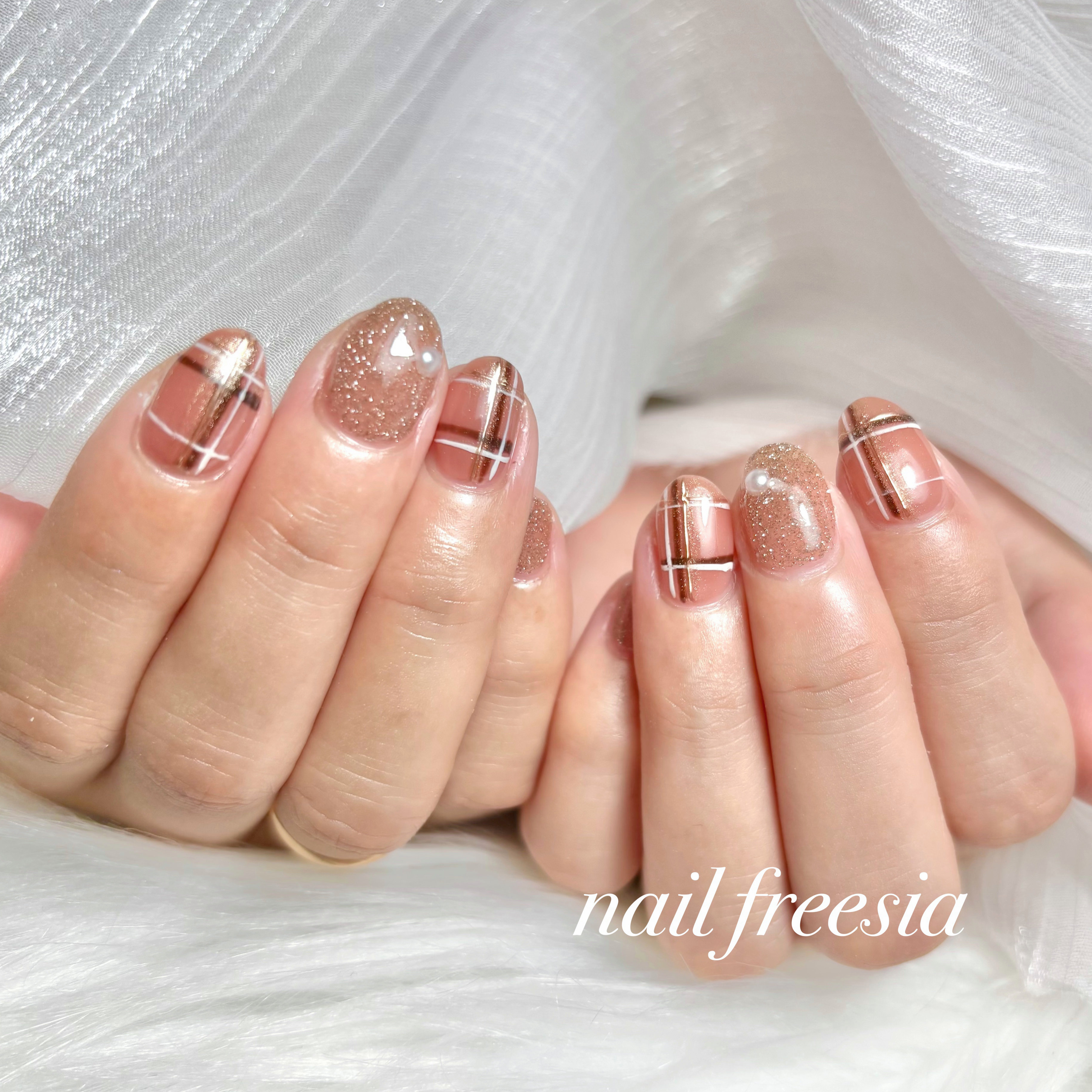 nail_freesia