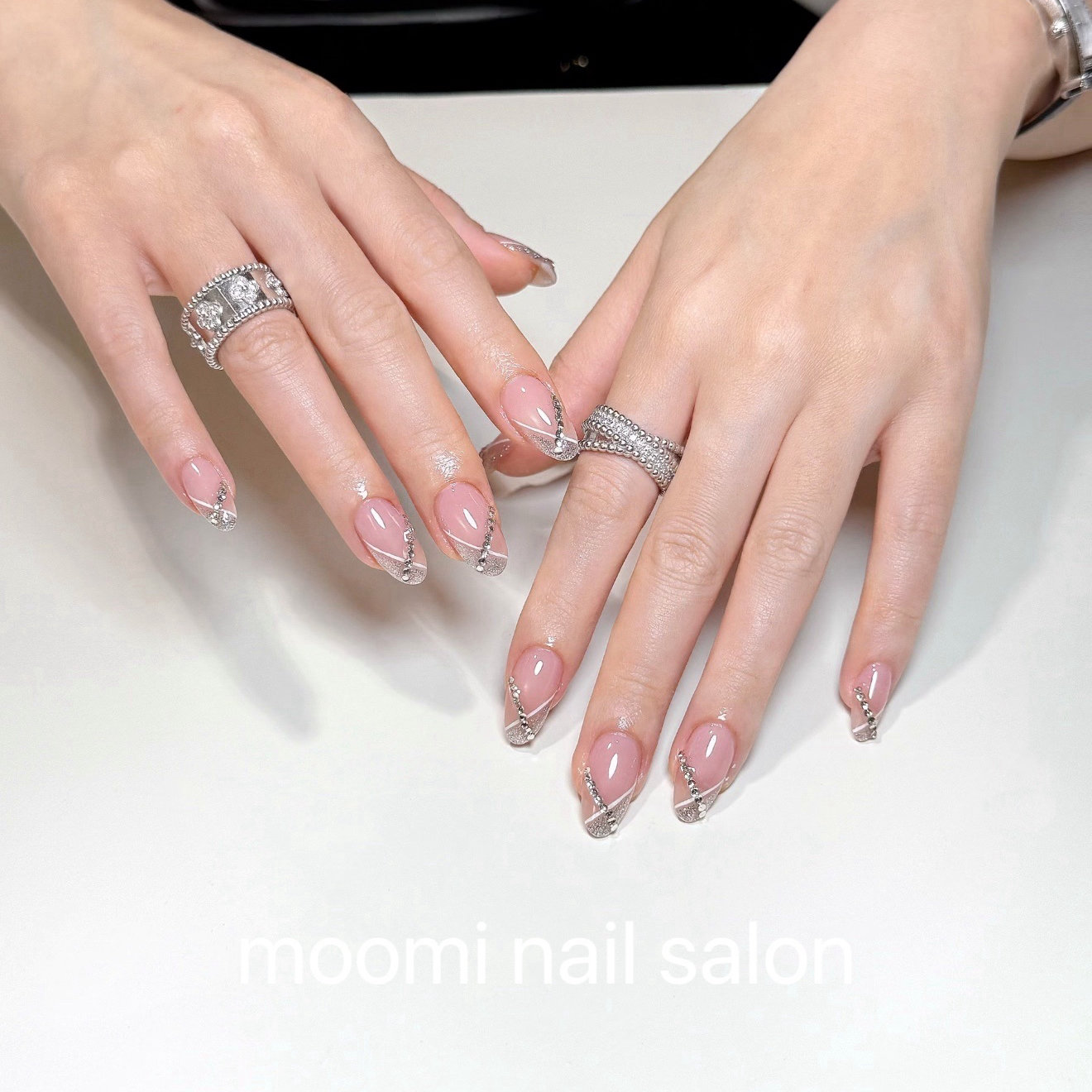 Moomi.nailsalon