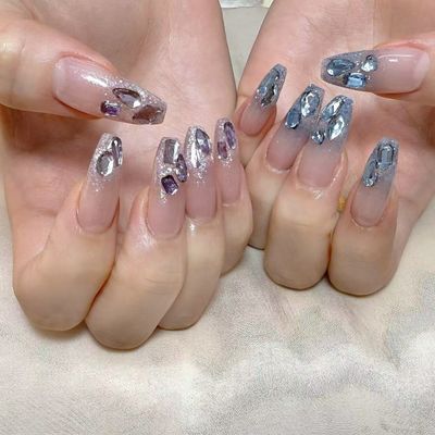 平日11:00～14:00限定 ☆パーツ付け放題＋シンプルアート可能！