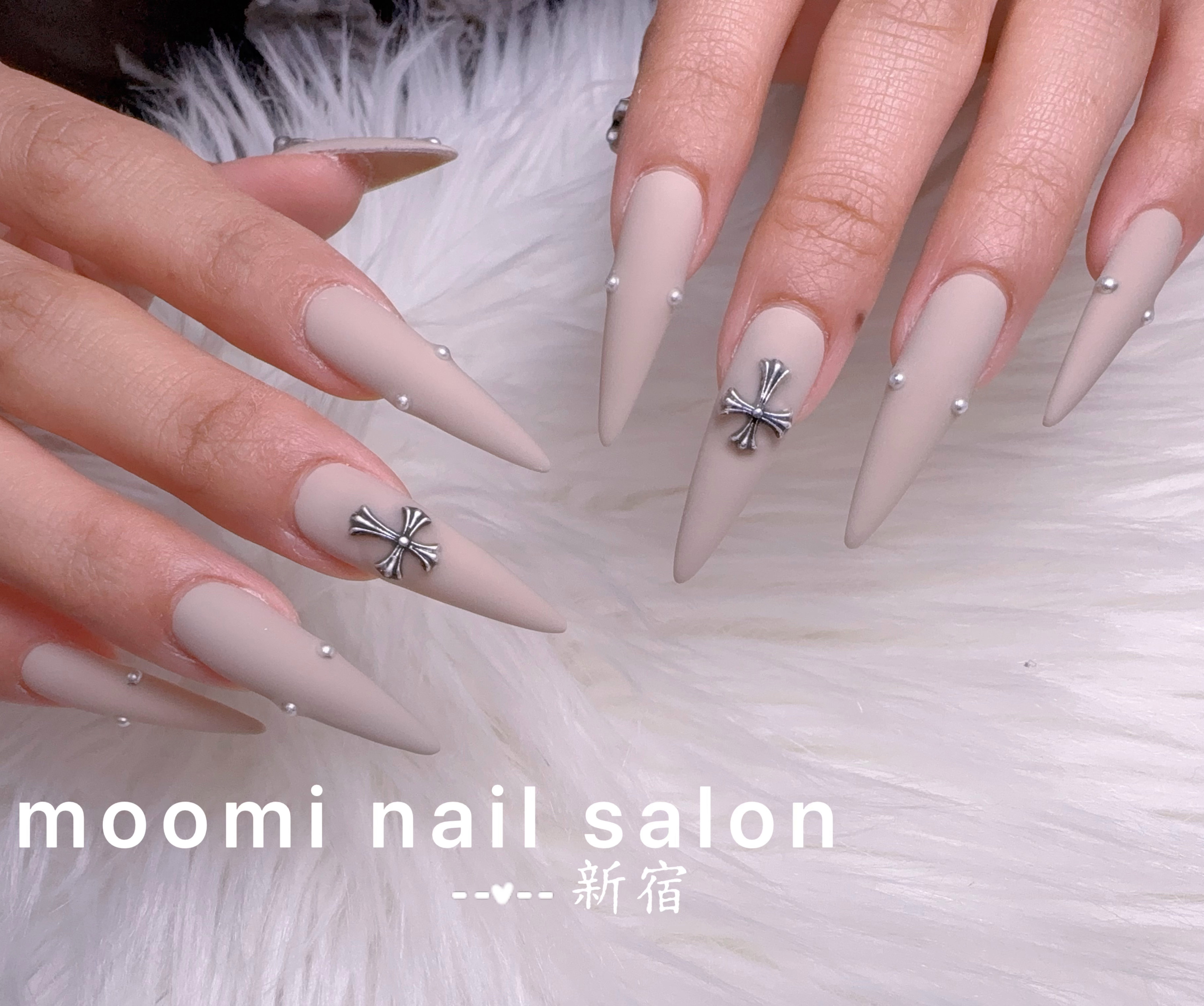 Moomi.nailsalon