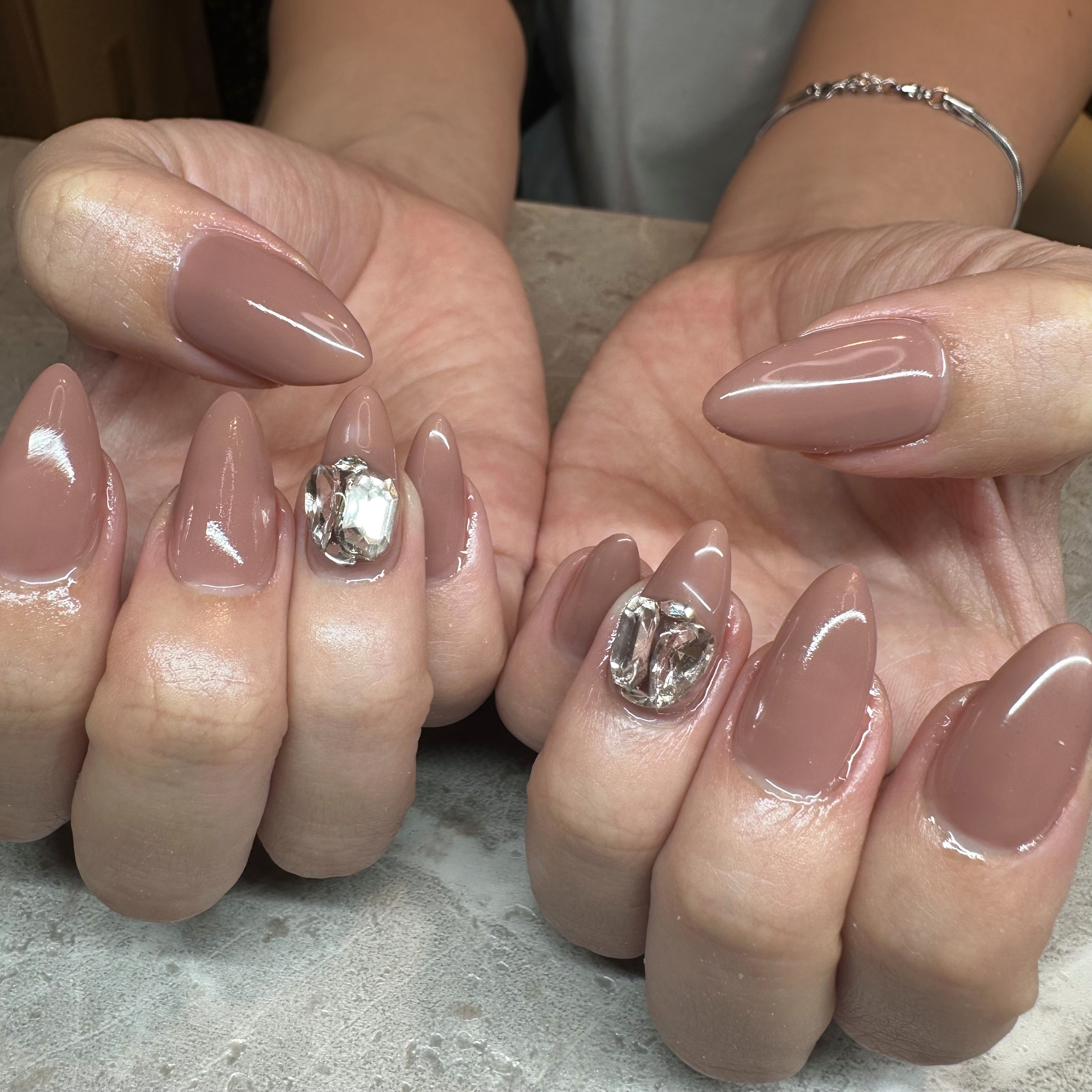 nail_by_megue