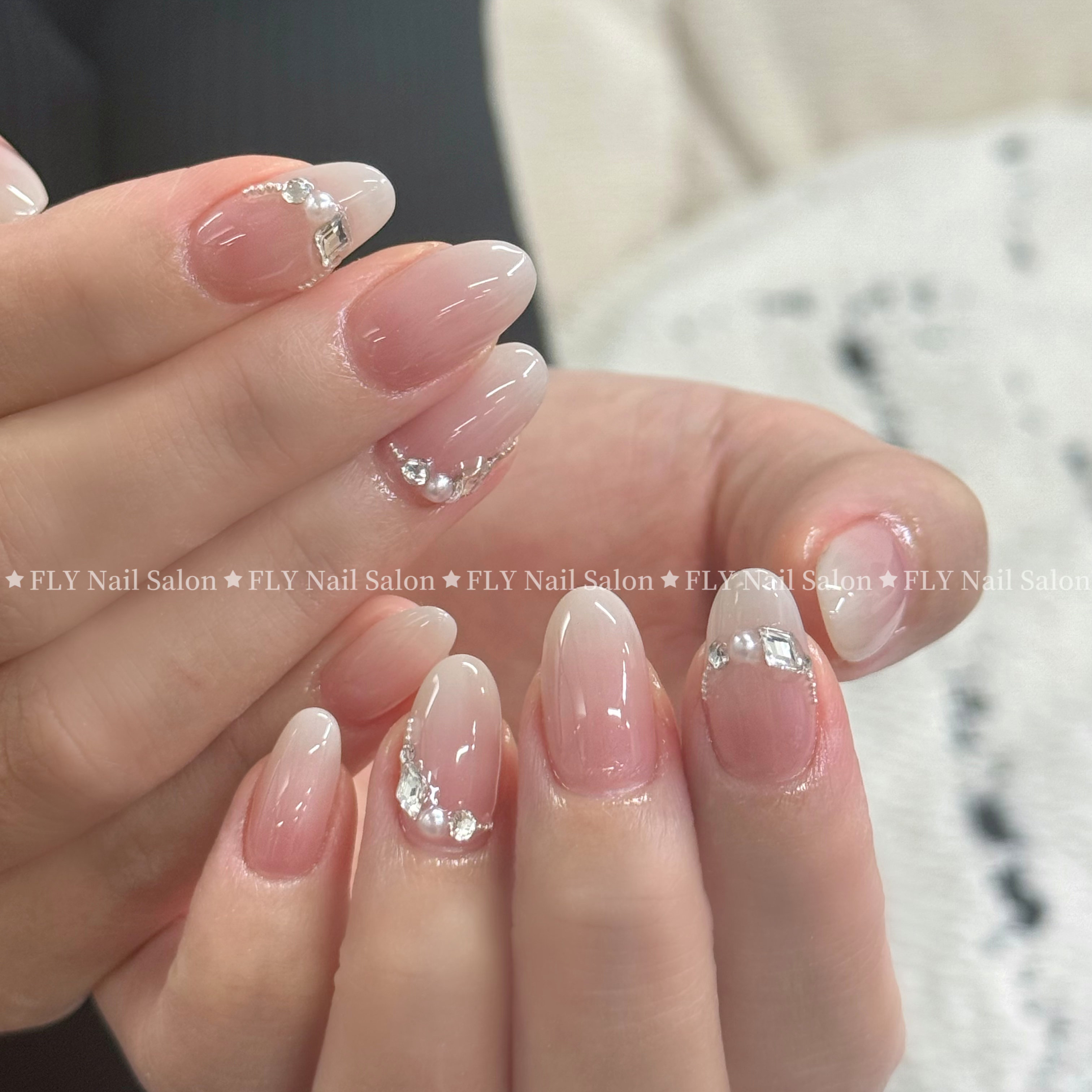 Fly_Nail_salon