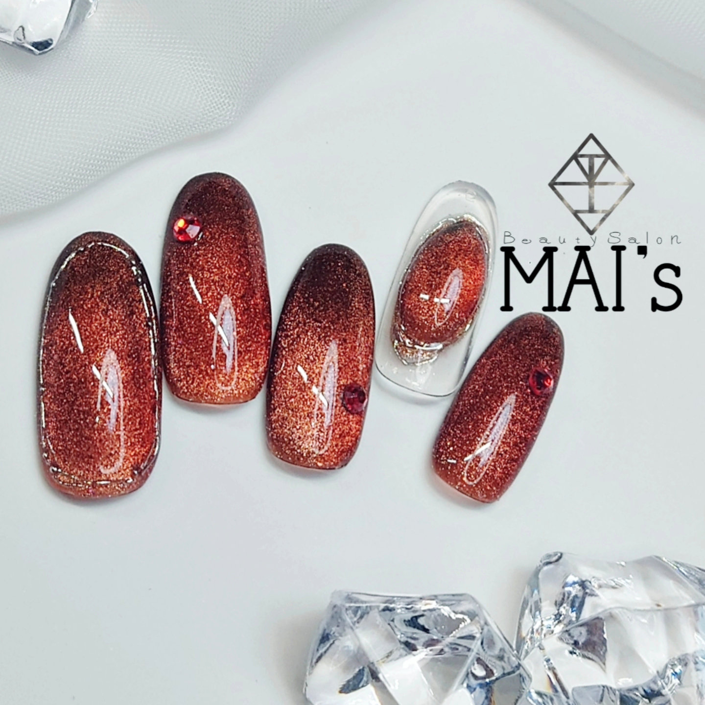 mais_nail.e