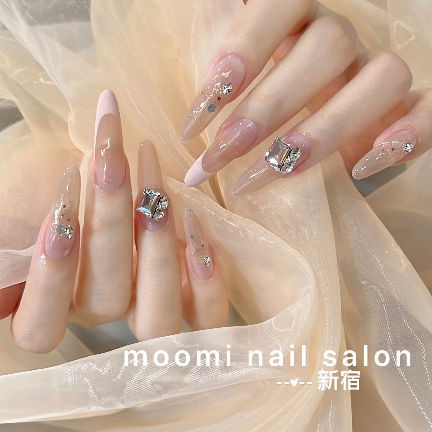 Moomi.nailsalon