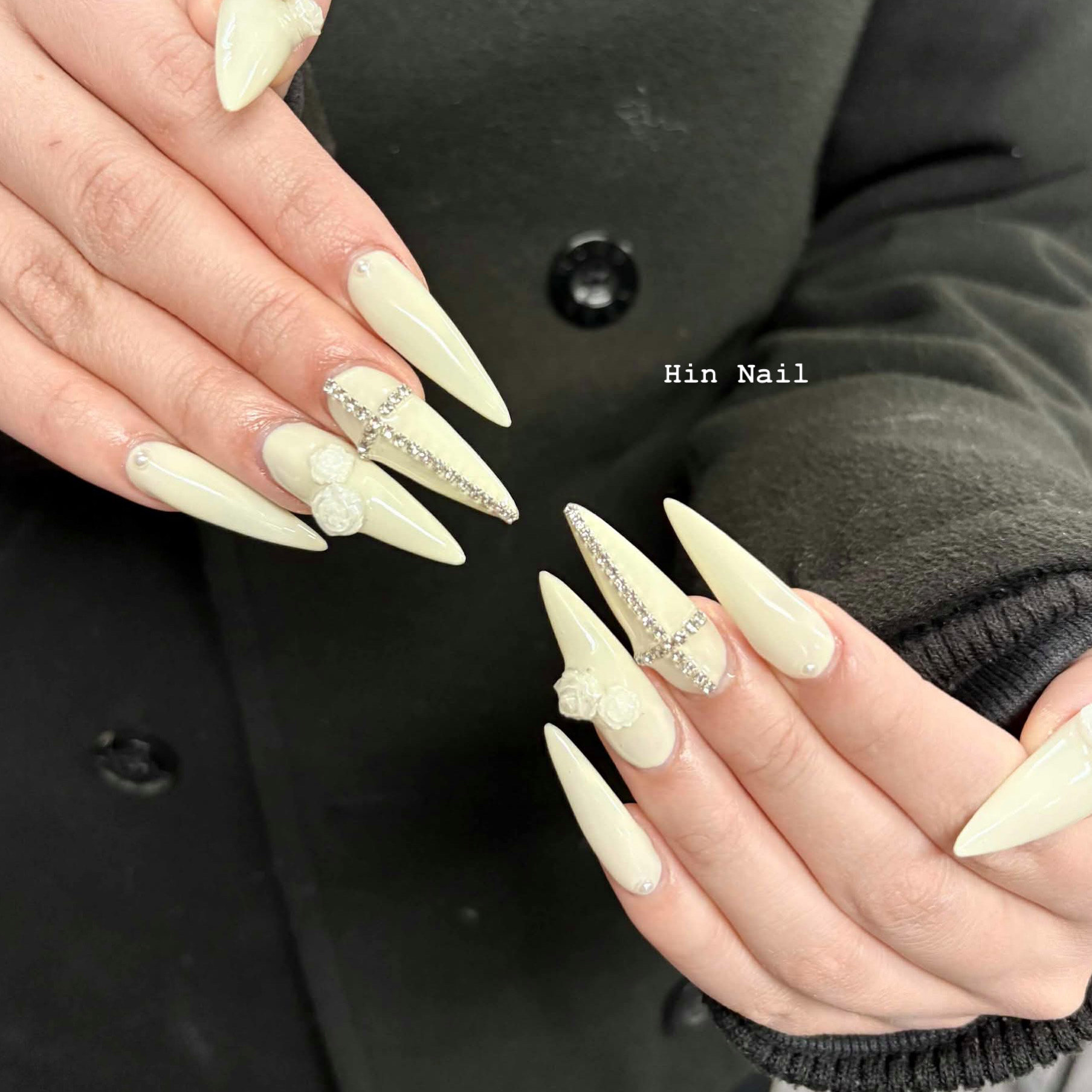 Hin_Nail