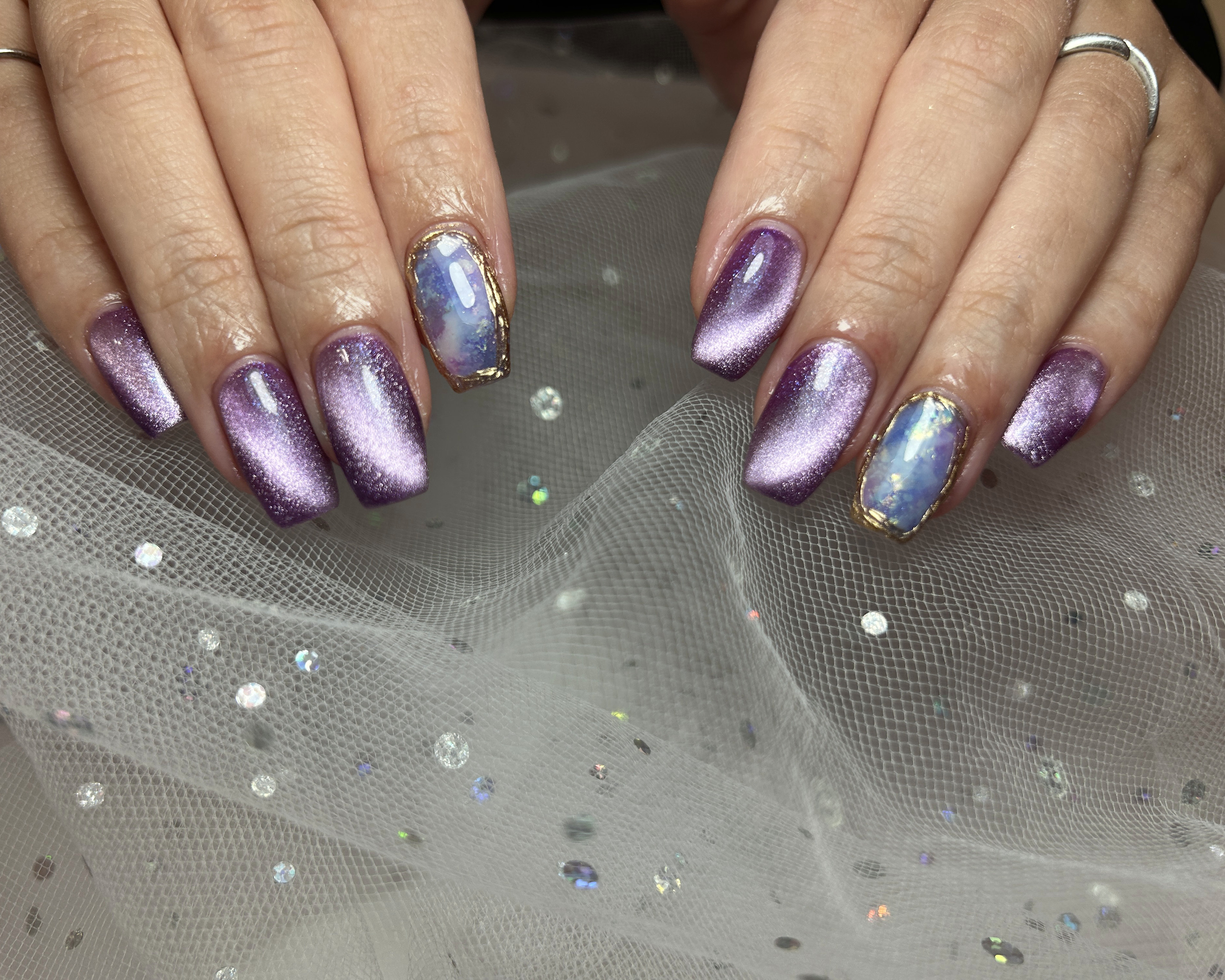 Nail_amber