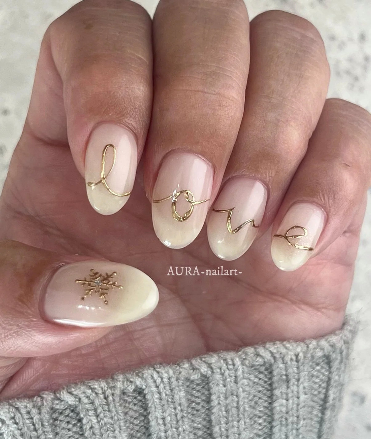 AURA_nailart