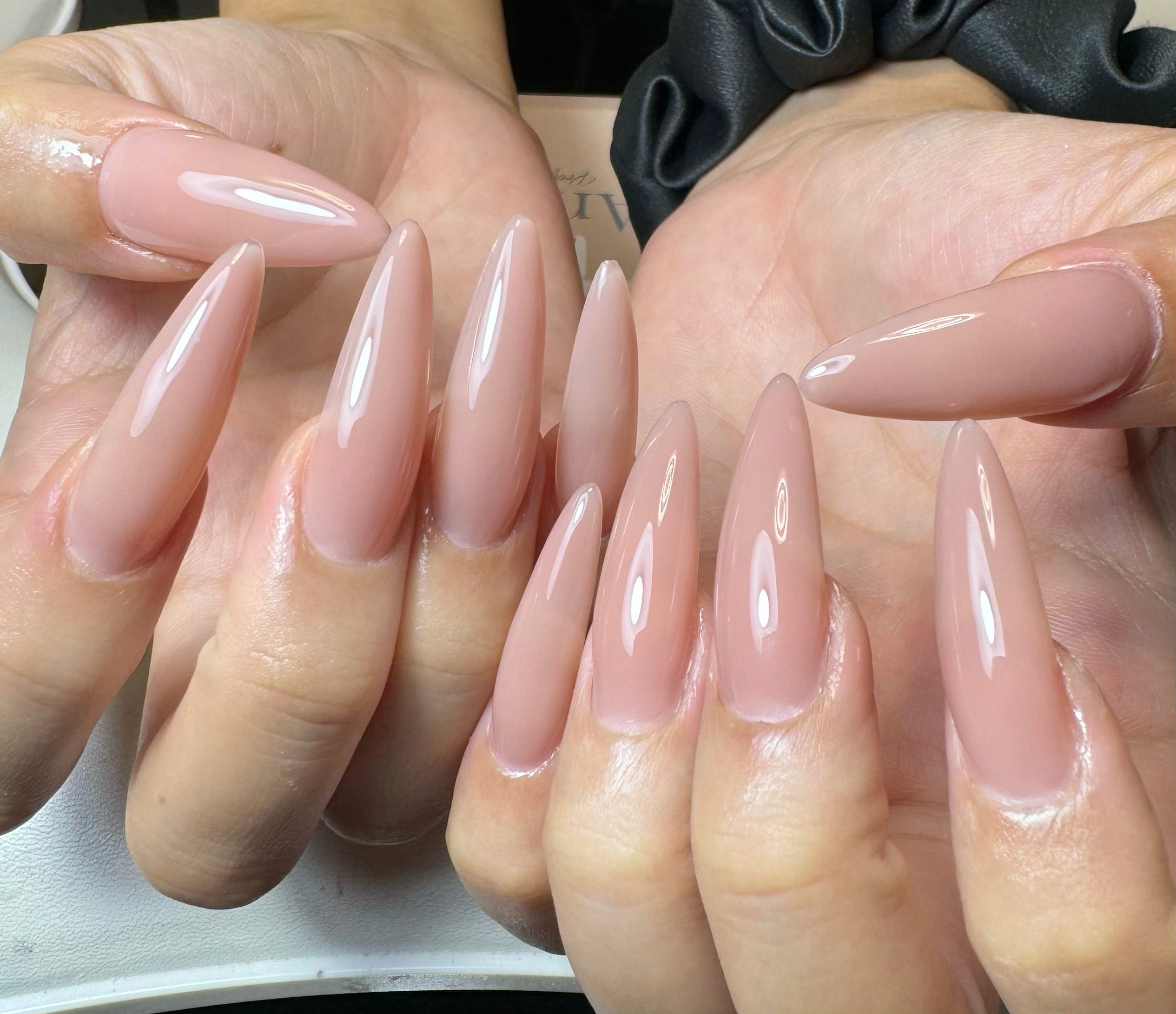 ain.nail