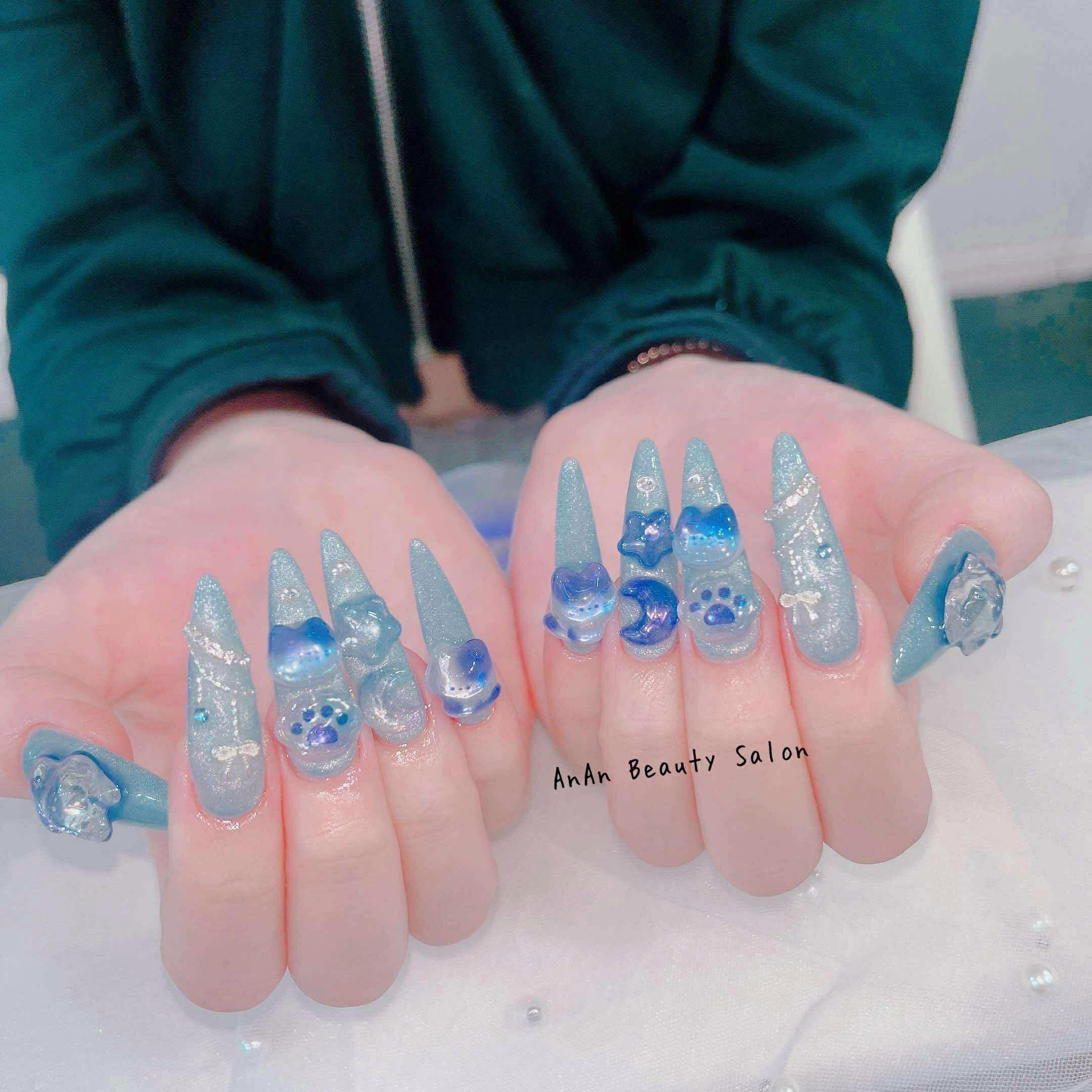 Daly_Nail