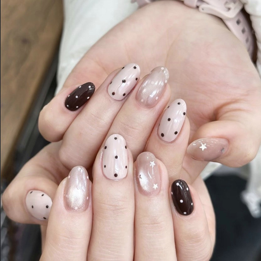 AMI_NAIL_KEBUKURO