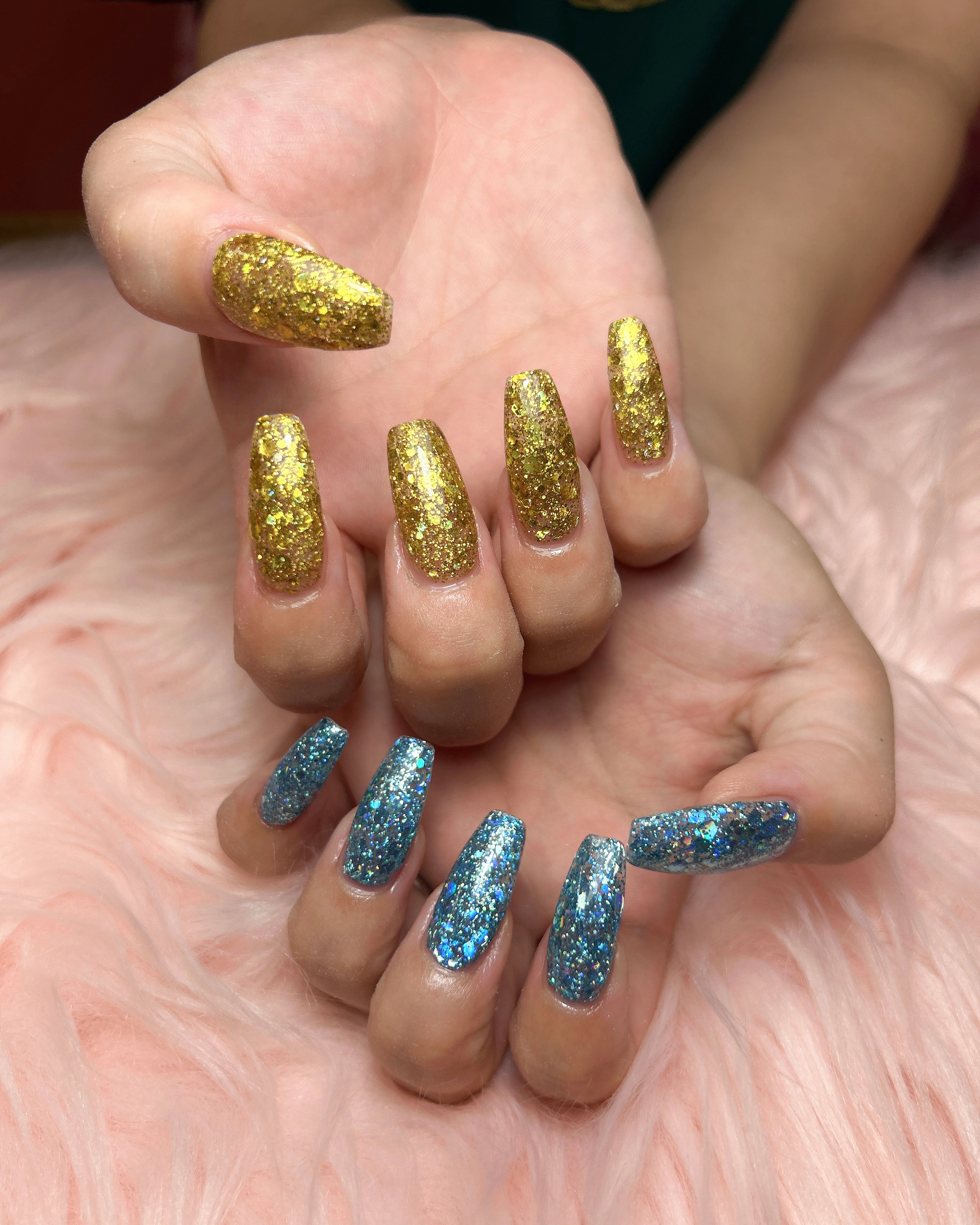 Nail_amber