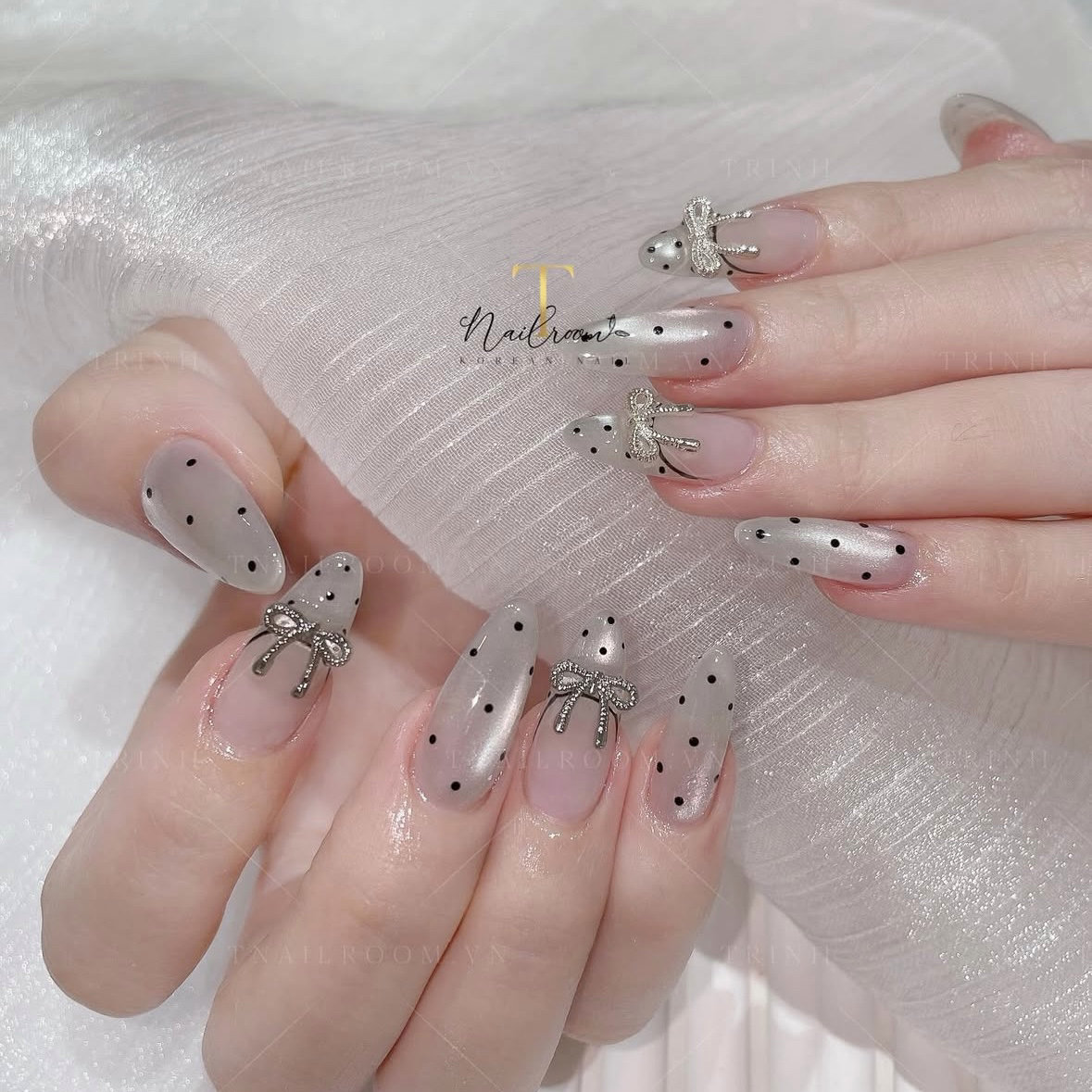 Tnail_room