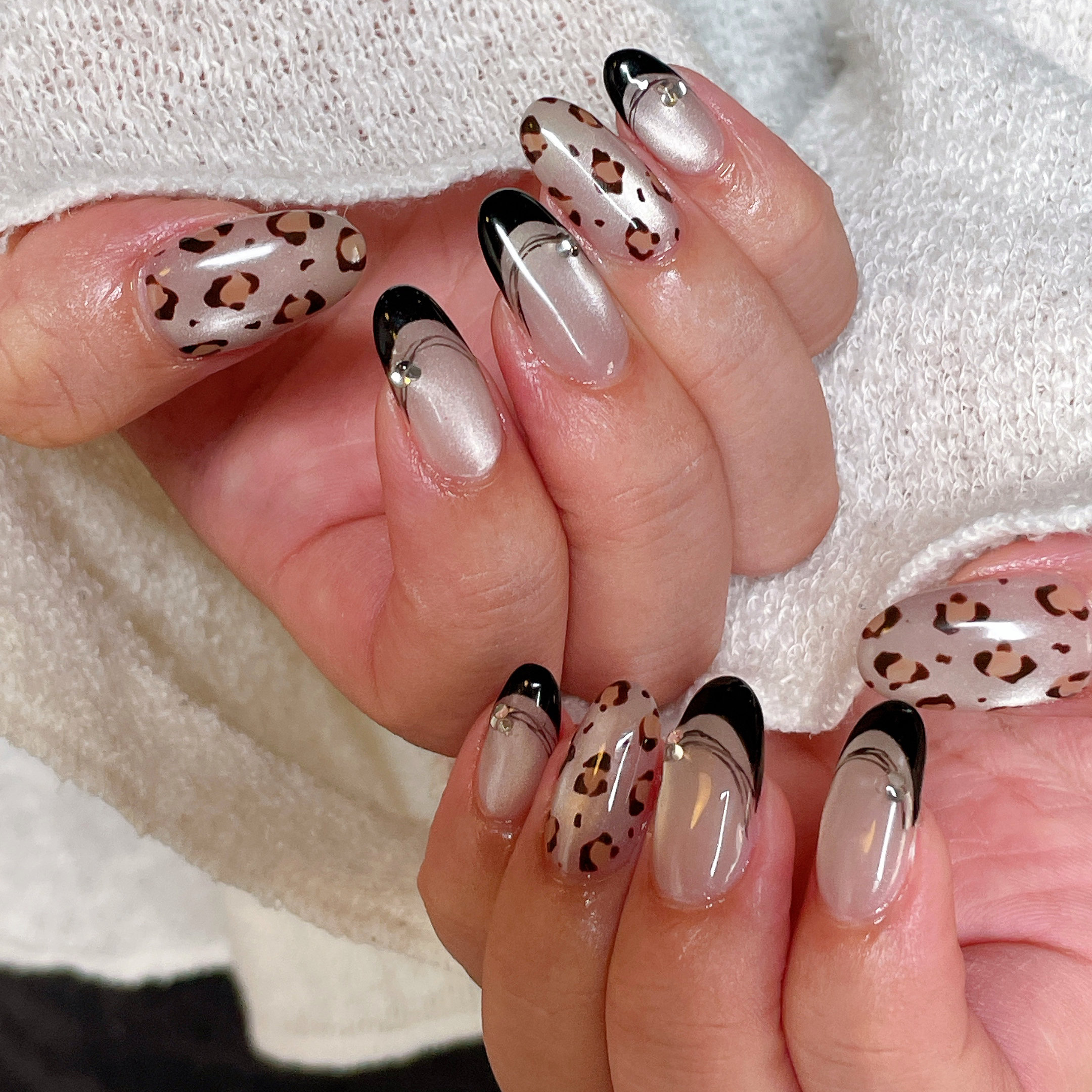 mogu_nail