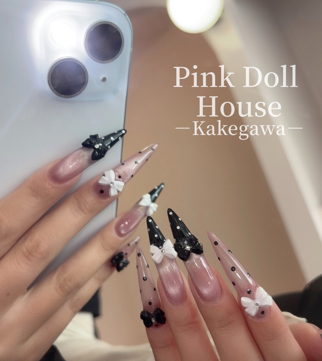 PinkDollHouse_kg