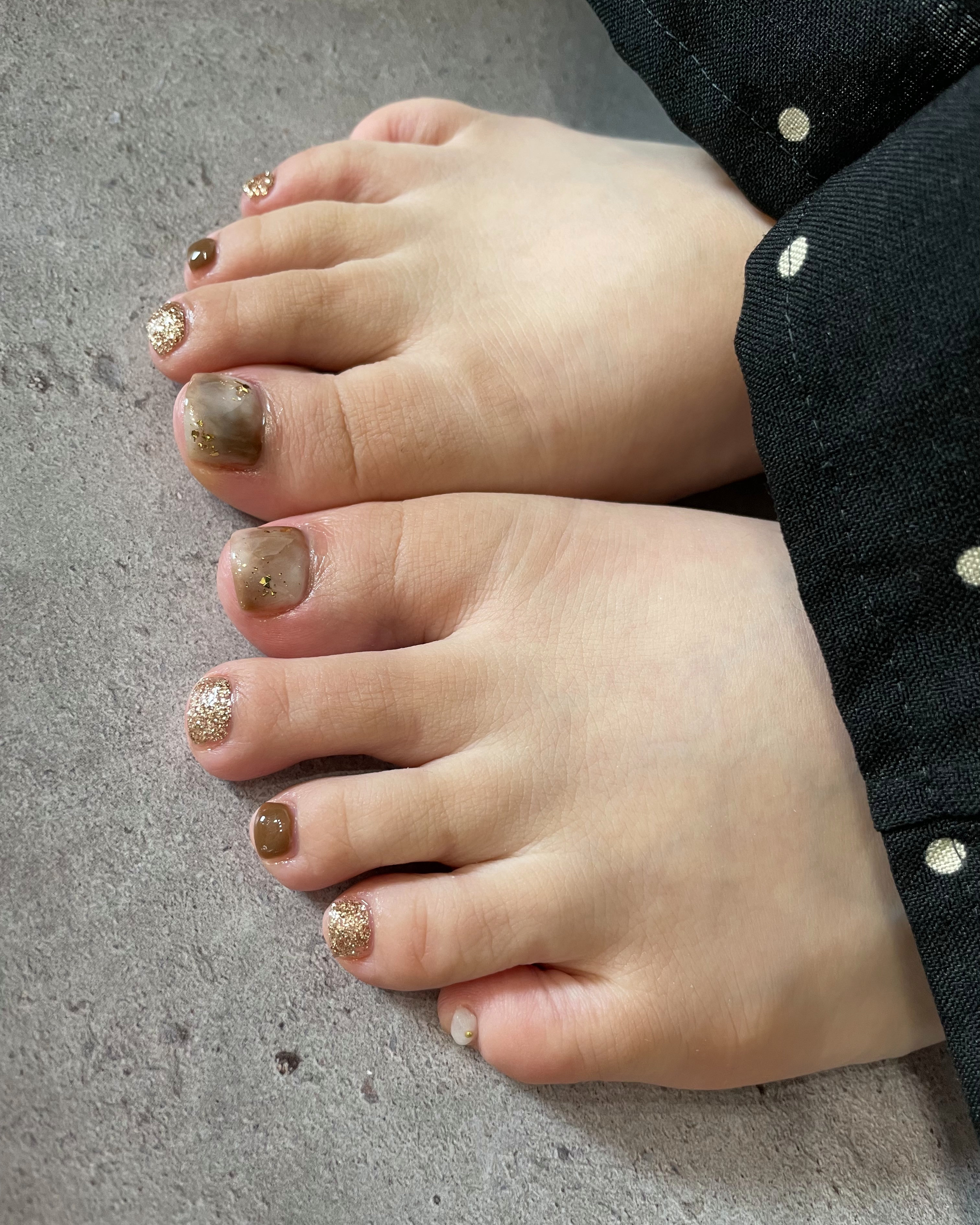 y___.nail