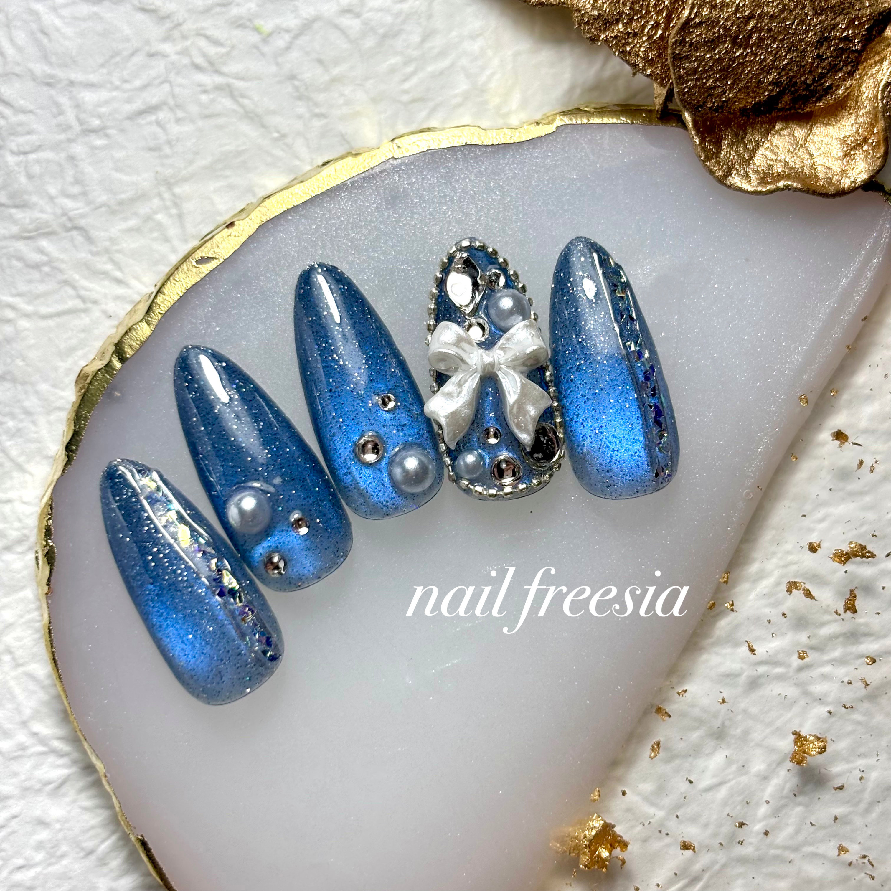 nail_freesia