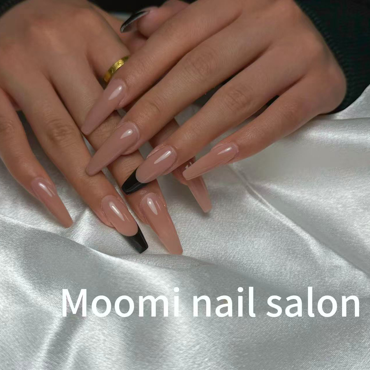 Moomi.nailsalon