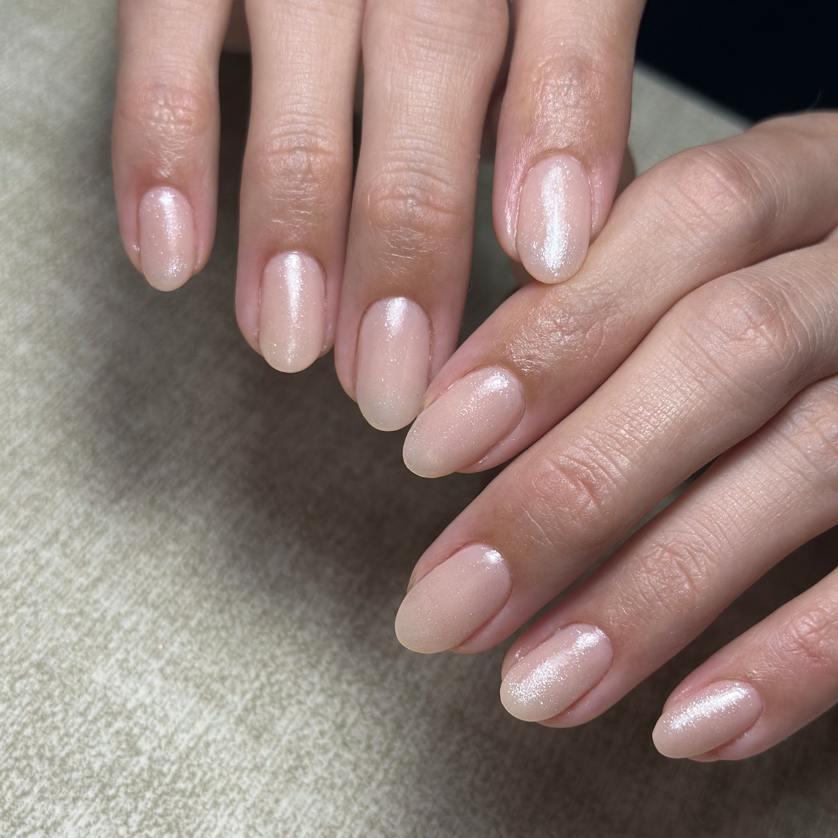 privatenailroom.Antet