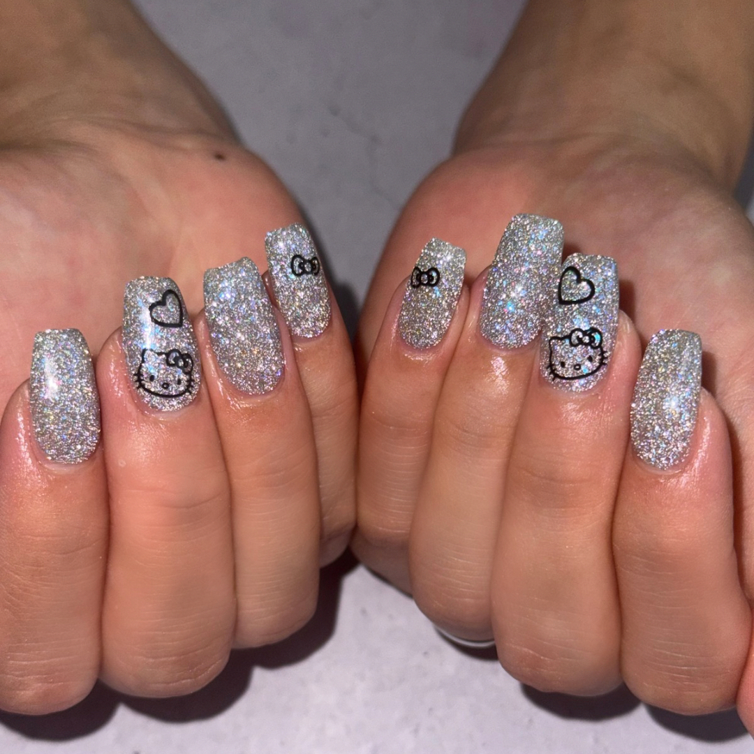 Seras_nail