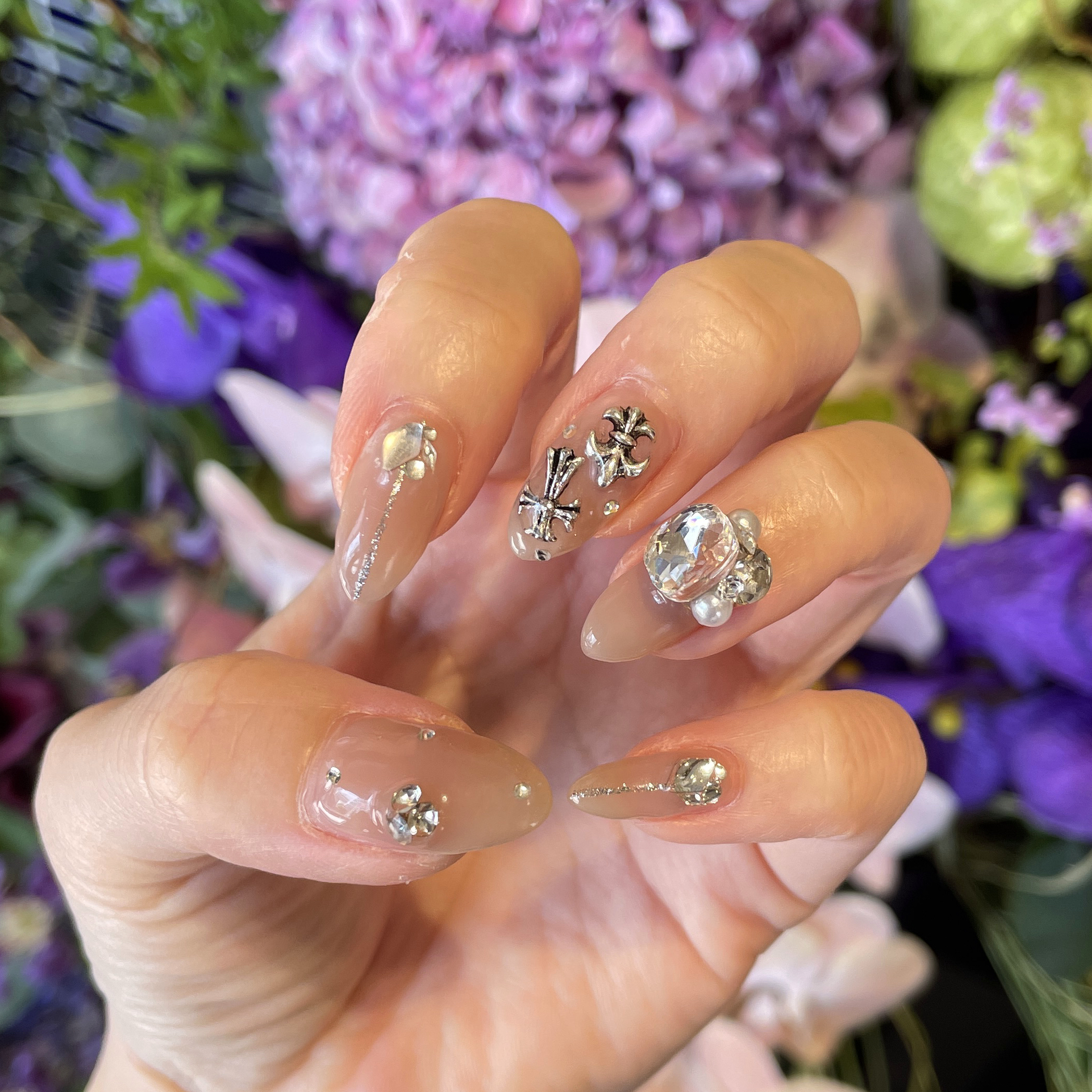 nailsalonHAPPIEST