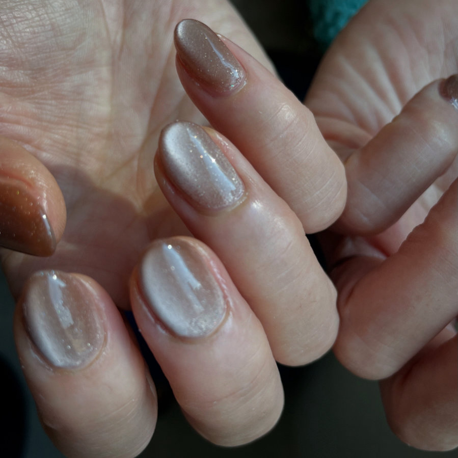 y___.nail