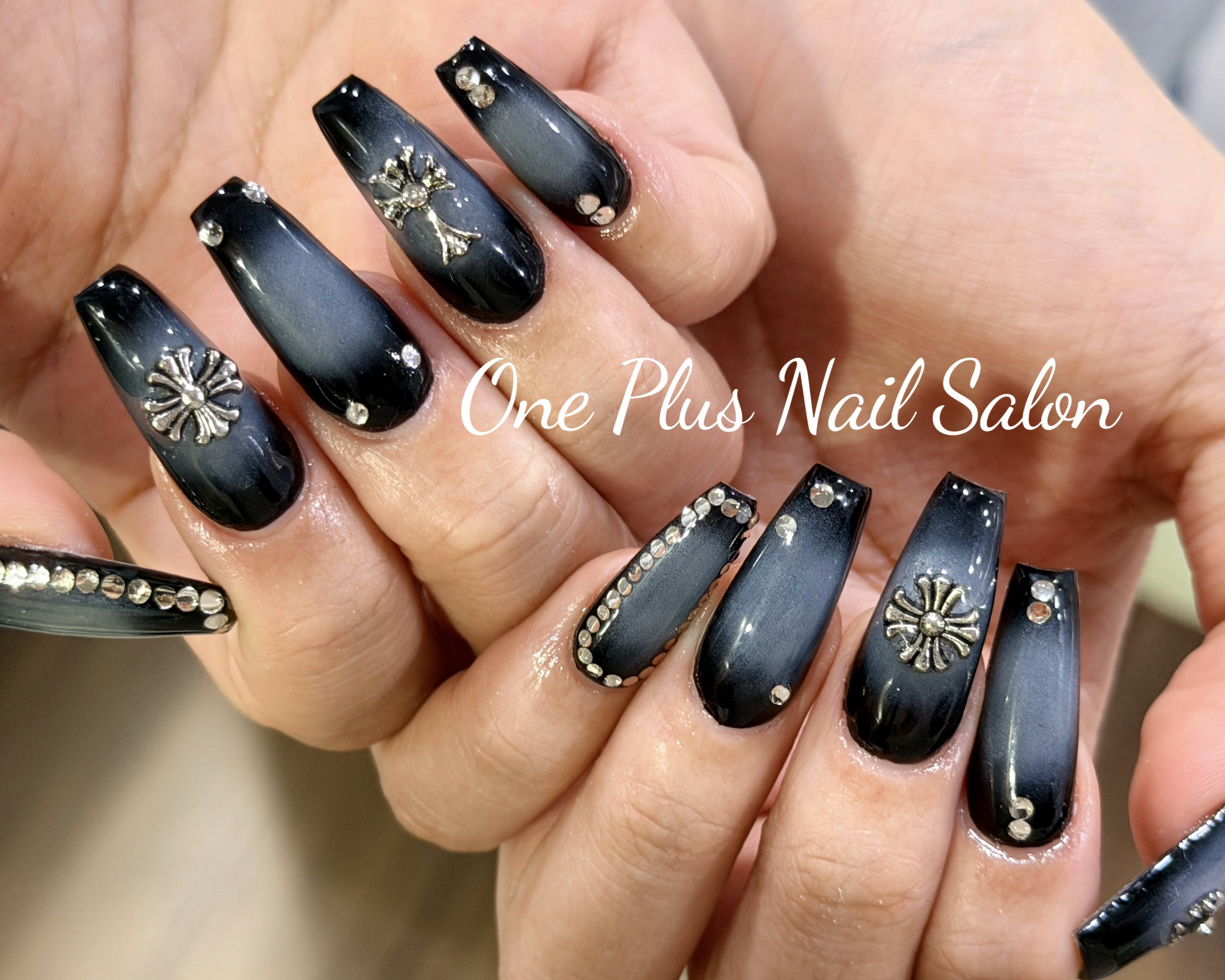 One_plus_nail_salon