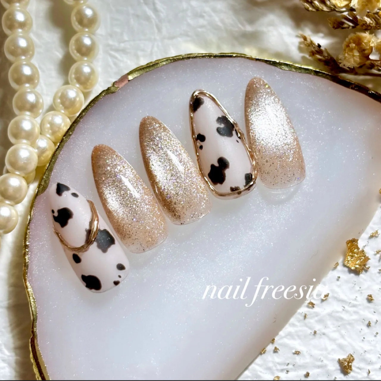 nail_freesia