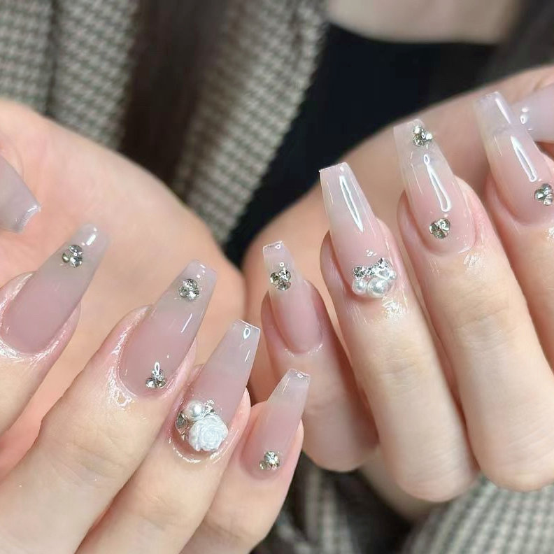 Nail_usagi