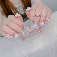 Daly_Nail
