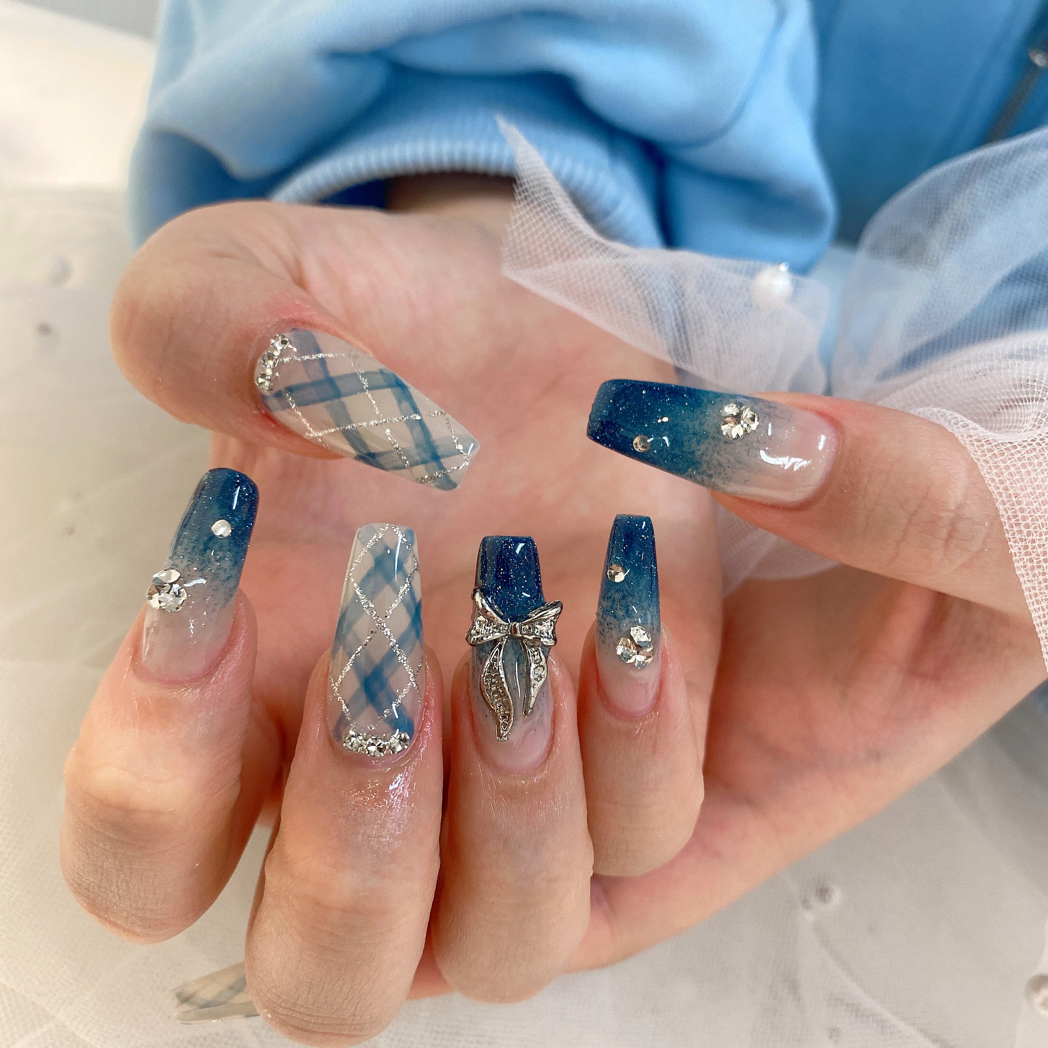 DG_nail