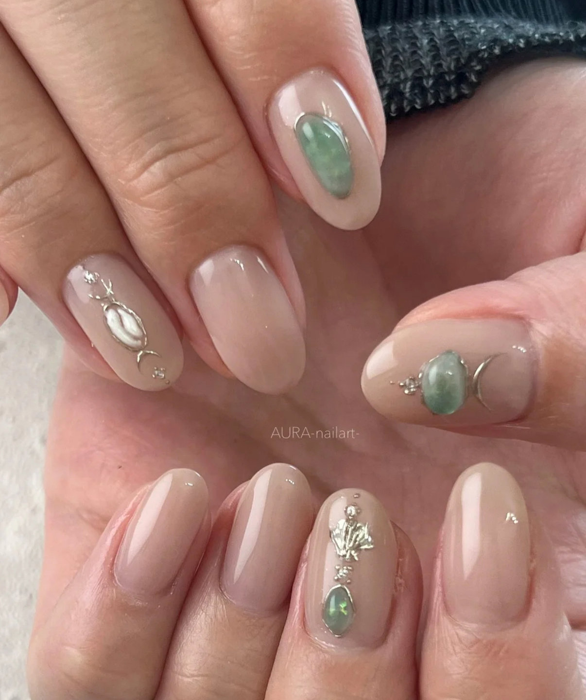 AURA_nailart