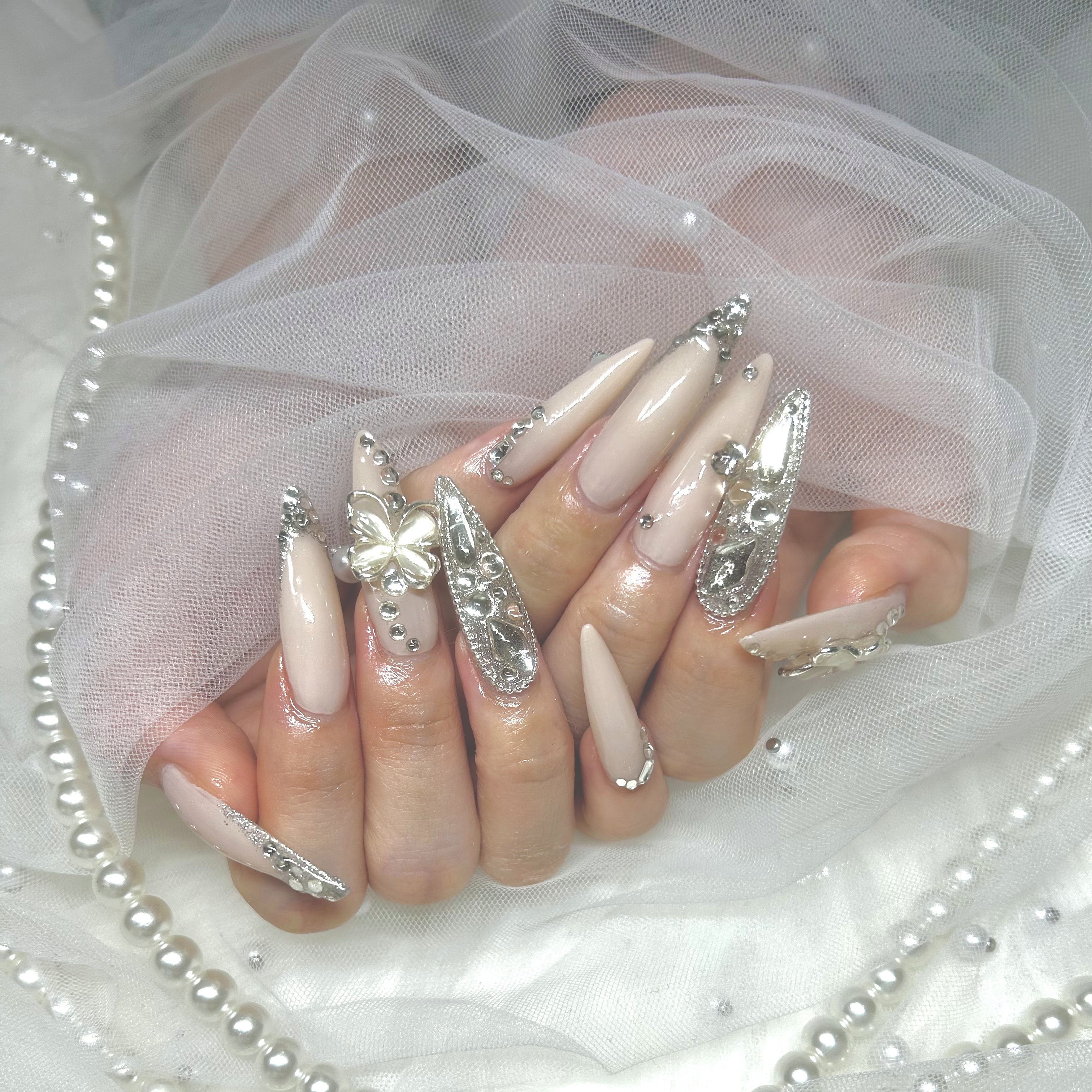 Laulea___nail