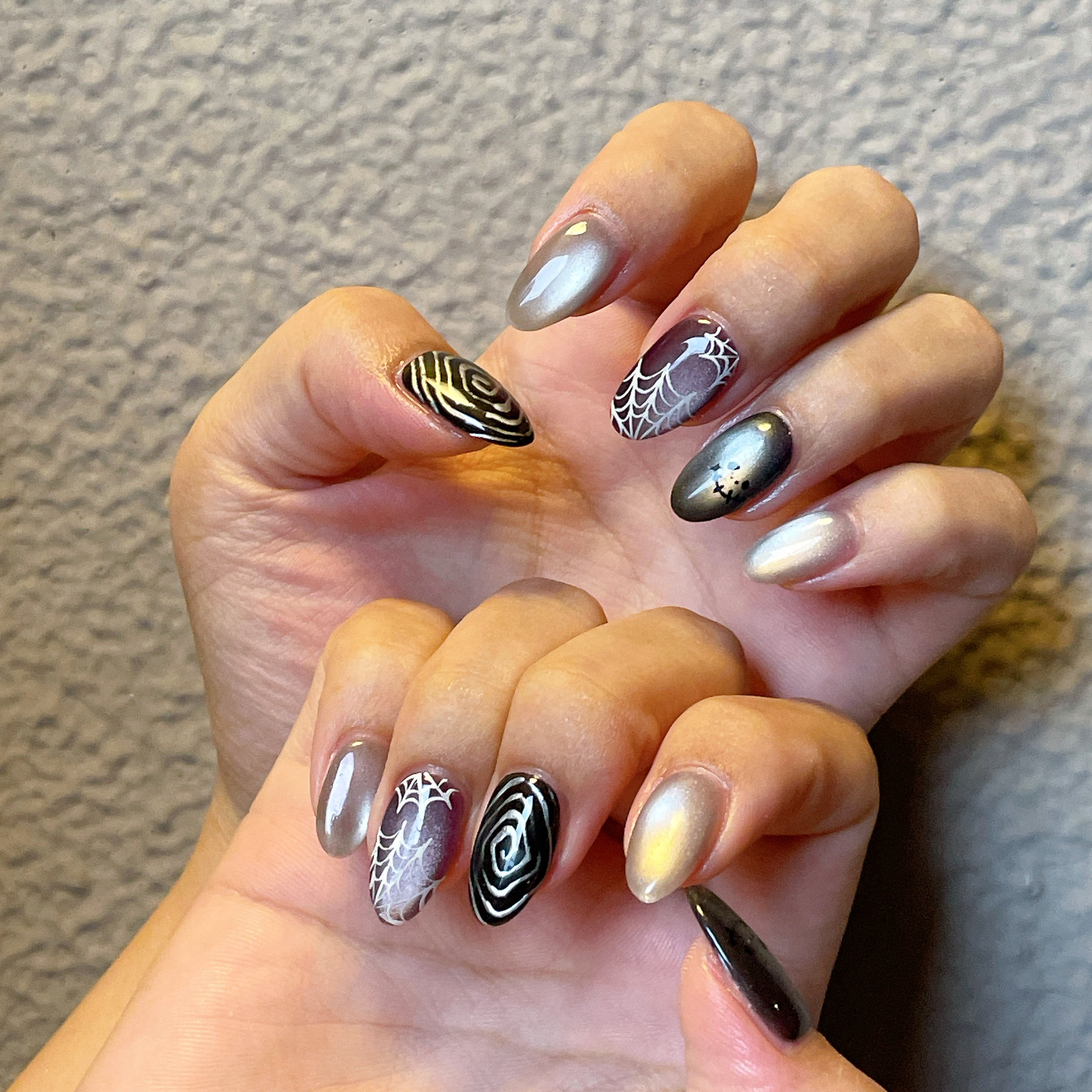 kiki_nail