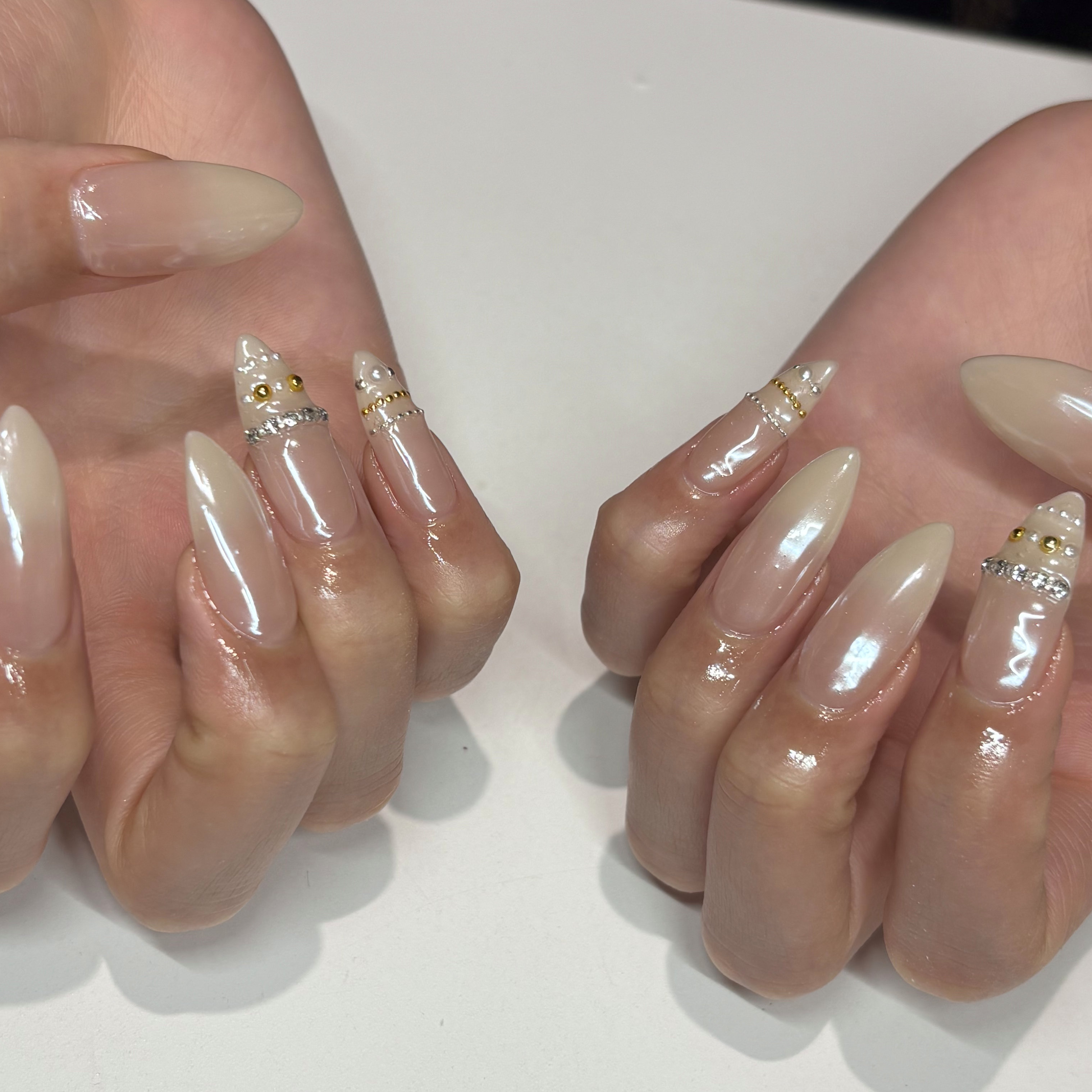 rei_s2_nail