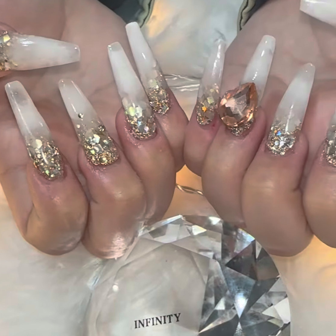 INFINITY_nail_eyebrow