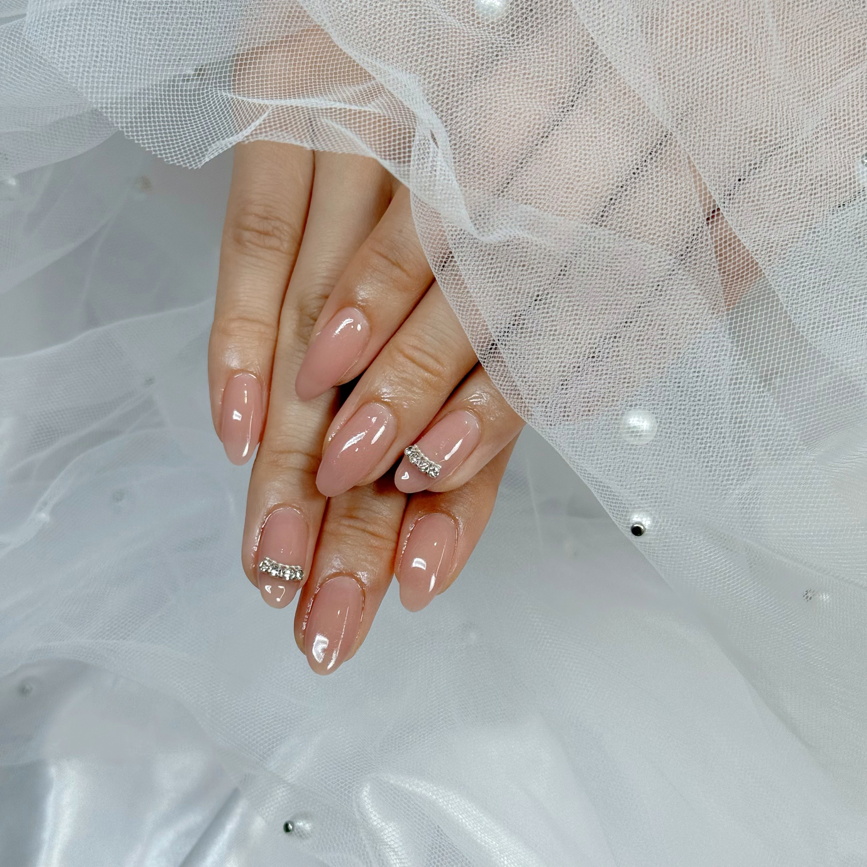 nail_by_lit