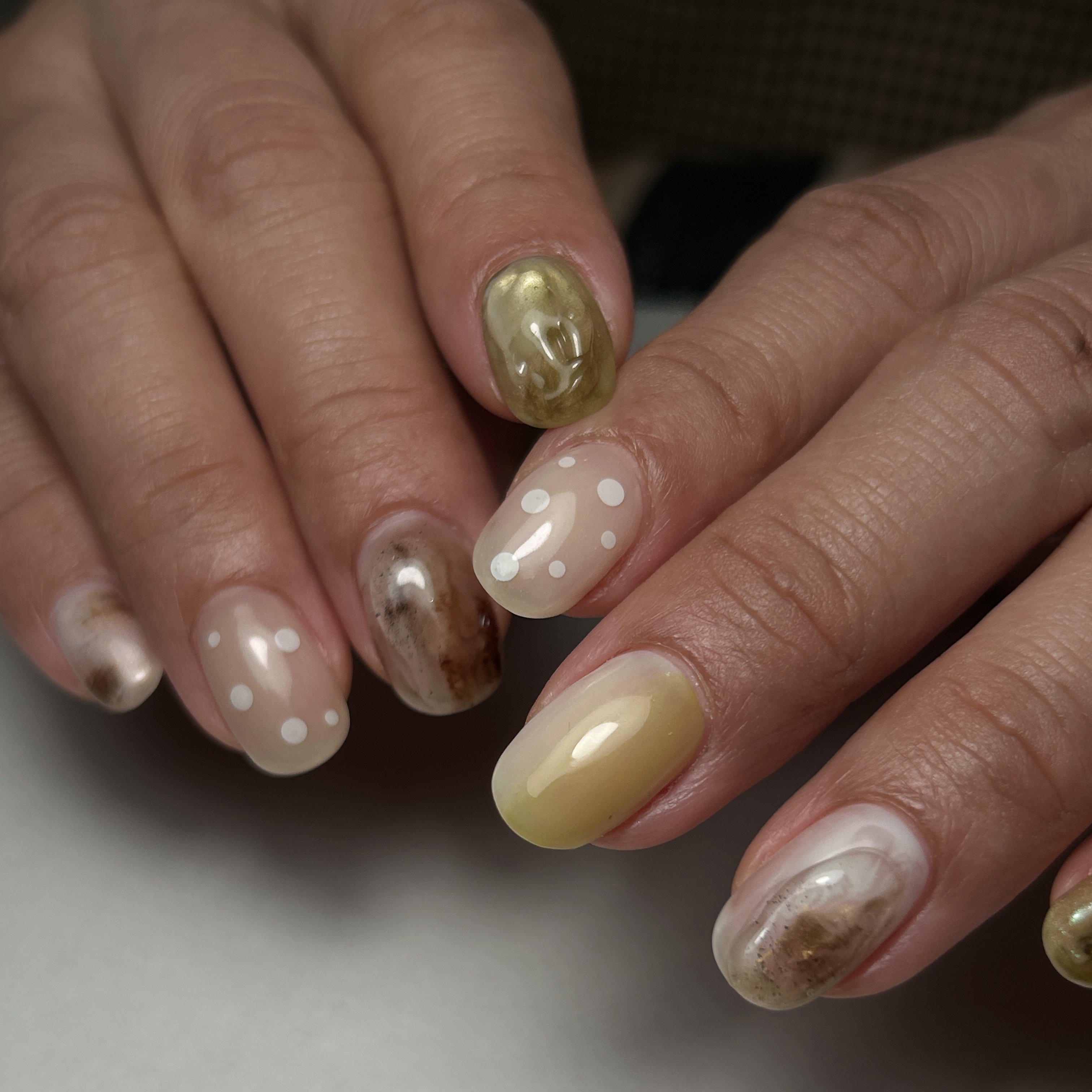 apua_ami.nail