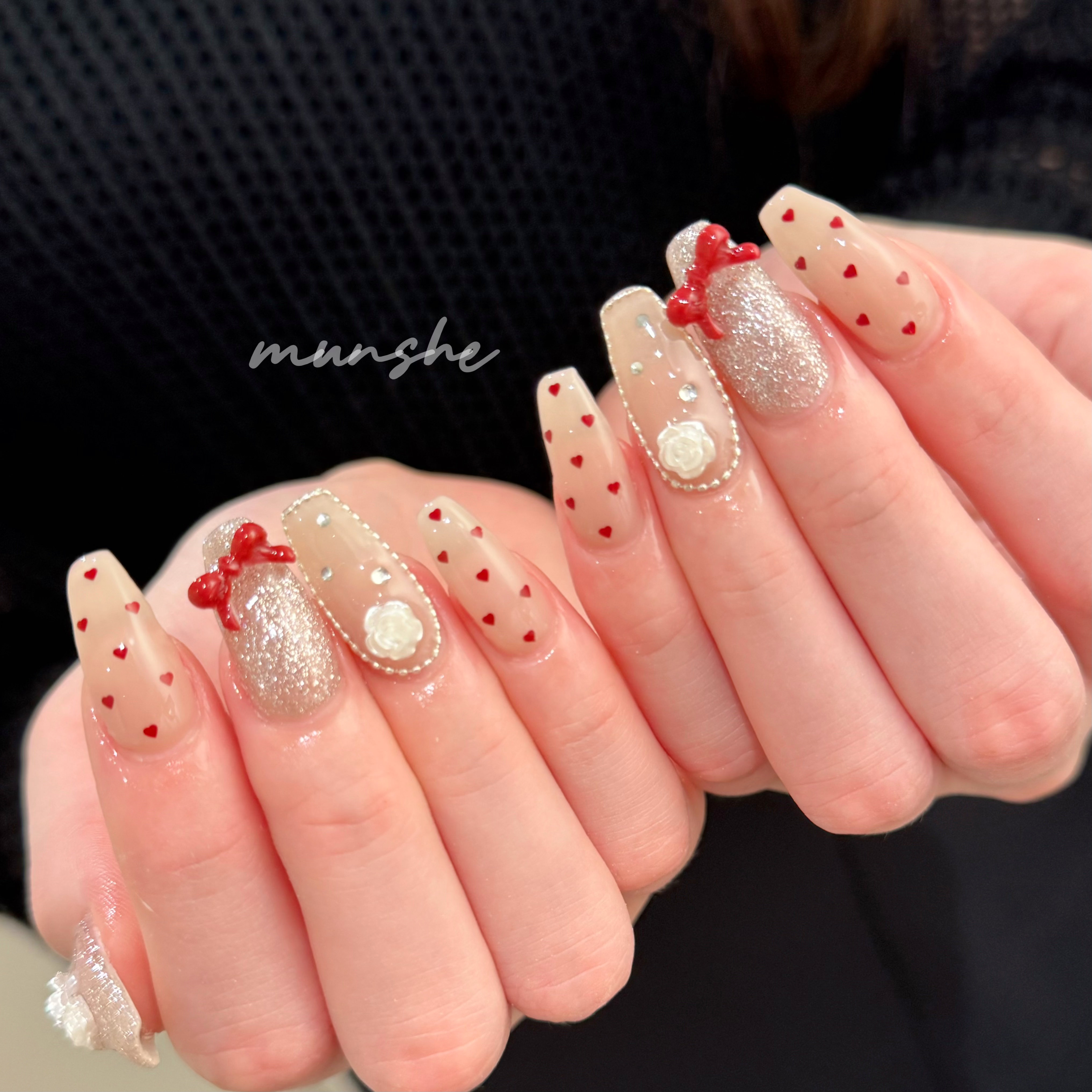 munshe_nails