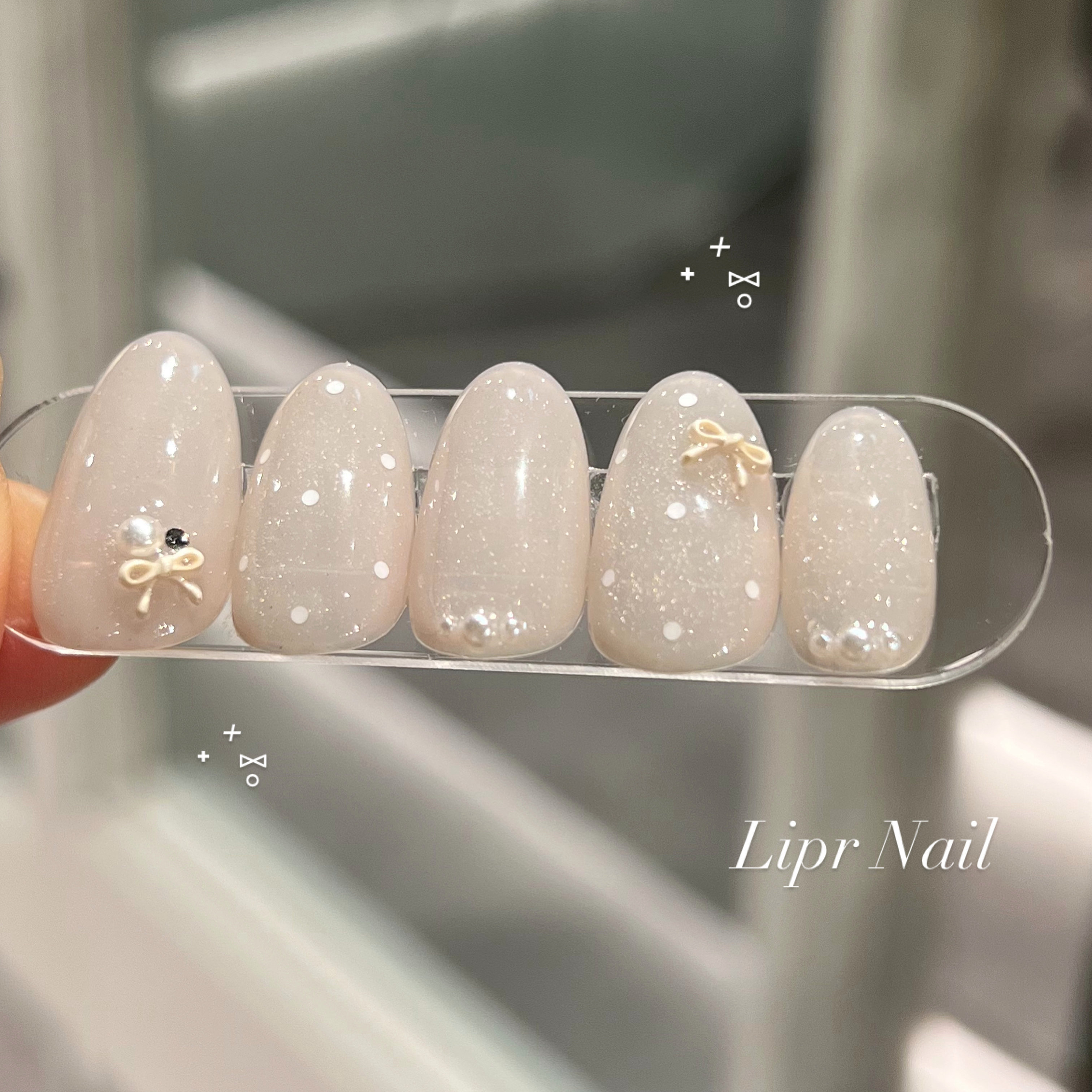 Lipr_Nail